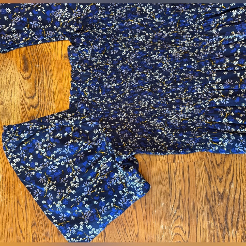 Draper James Deana smocked dress in navy ribbon floral size small